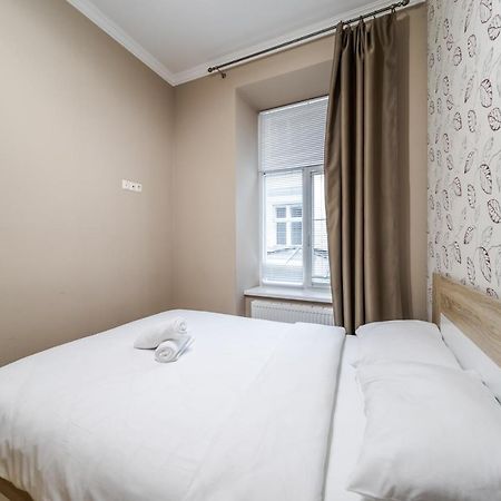 Apartment On Stavropihiiska Street 1 Lviv Ngoại thất bức ảnh
